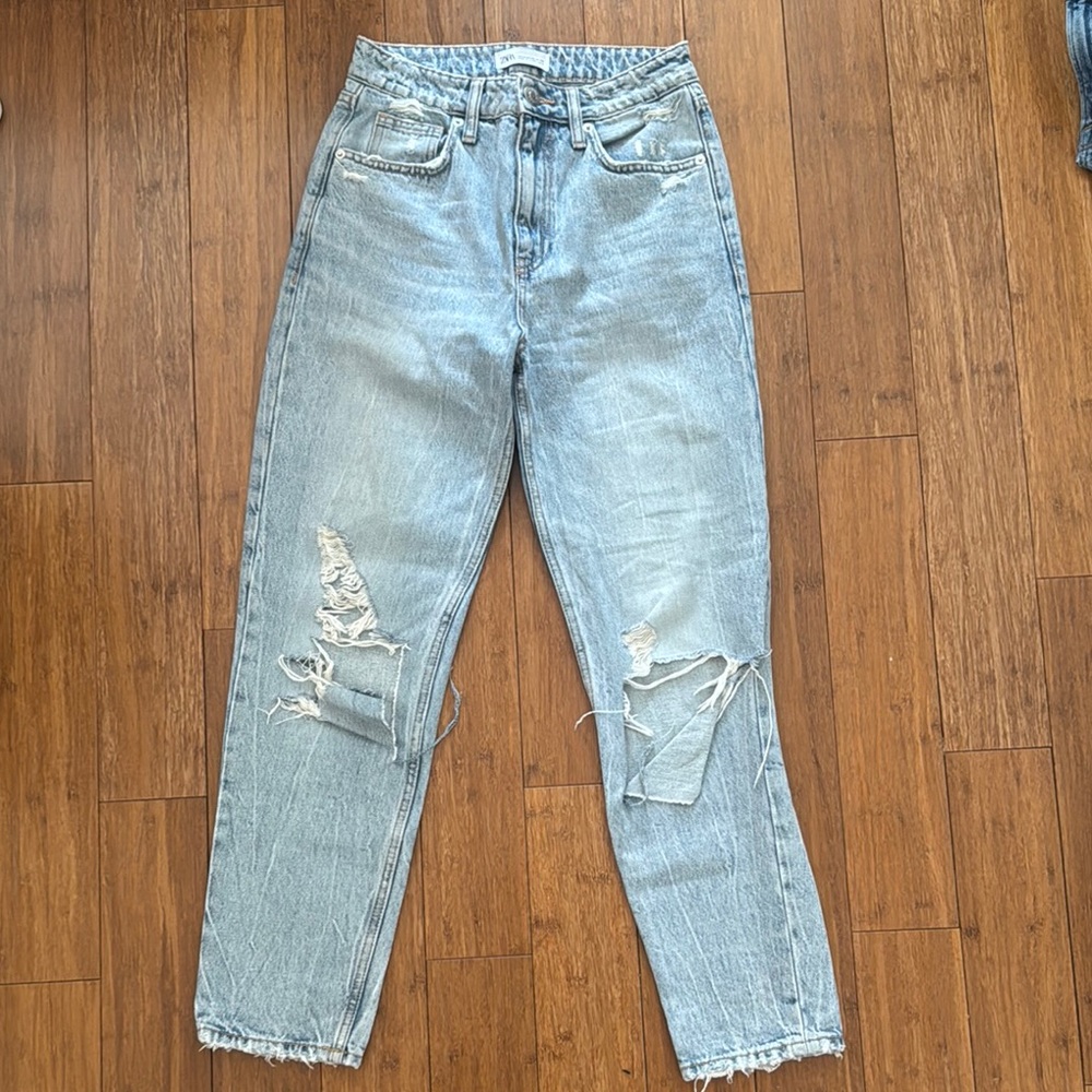 Zara Distressed Blue Jeans